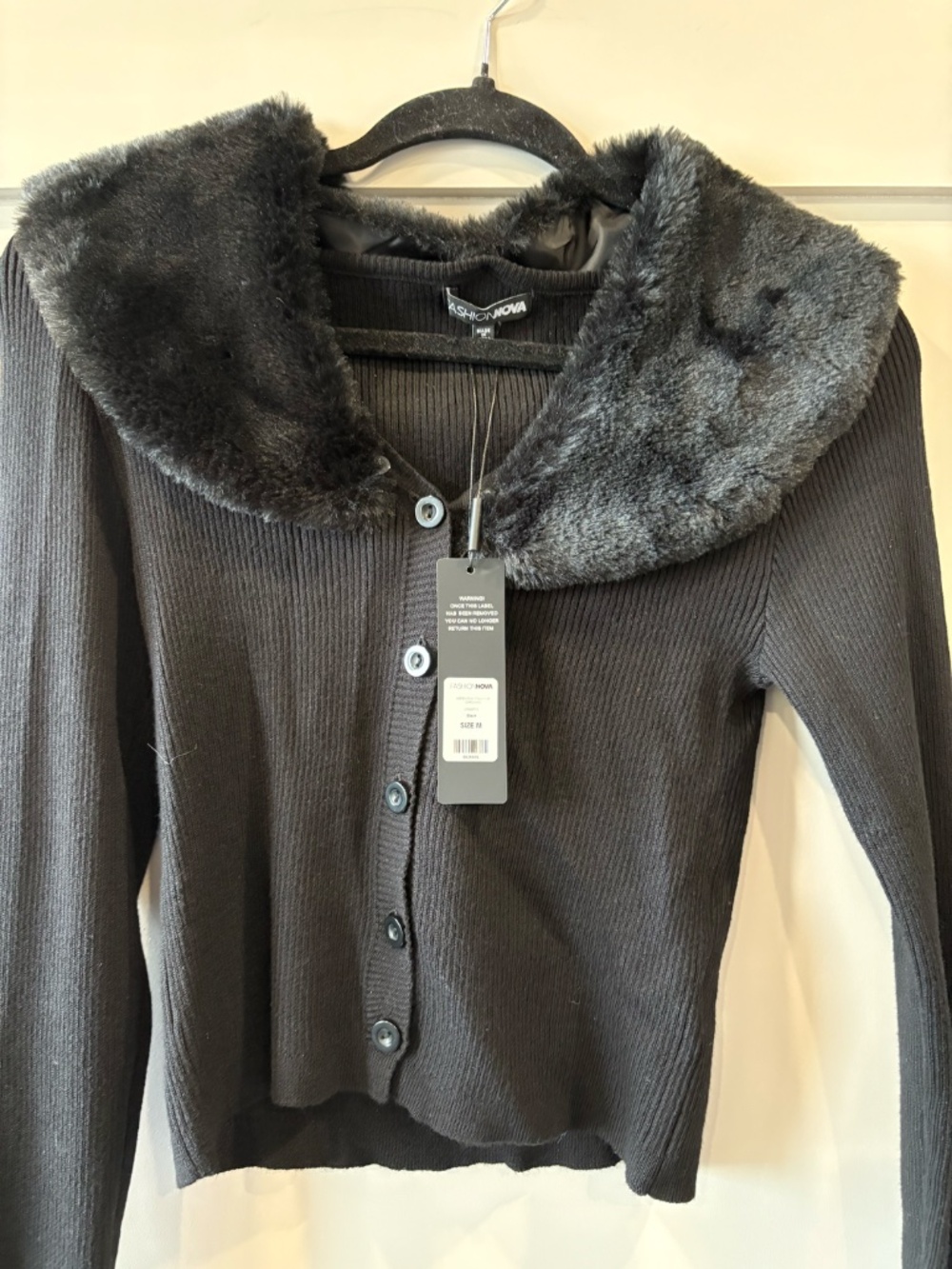 Fashion Nova Black Faux Fur Collar Cardigan Size Medium NWT - Picture 2 of 2
